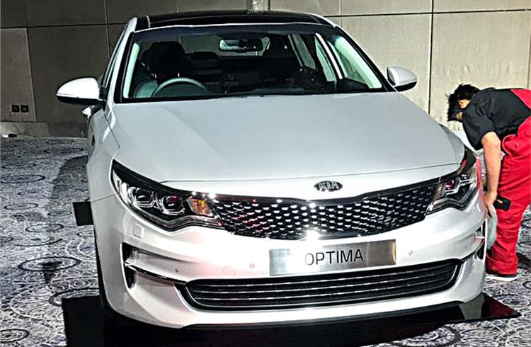 The Optima is a larger sedan when compared to the Cerato, will rival the Toyota Camry, Skoda Superb and the Honda Accord if launched in India.