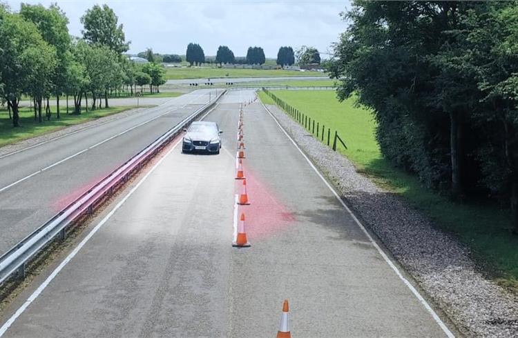 Jaguar Land Rover Roadwork Assist.