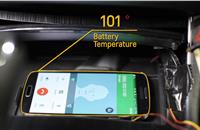 The Active Phone Cooling feature works when the car’s heating, ventilation and cooling system is on.