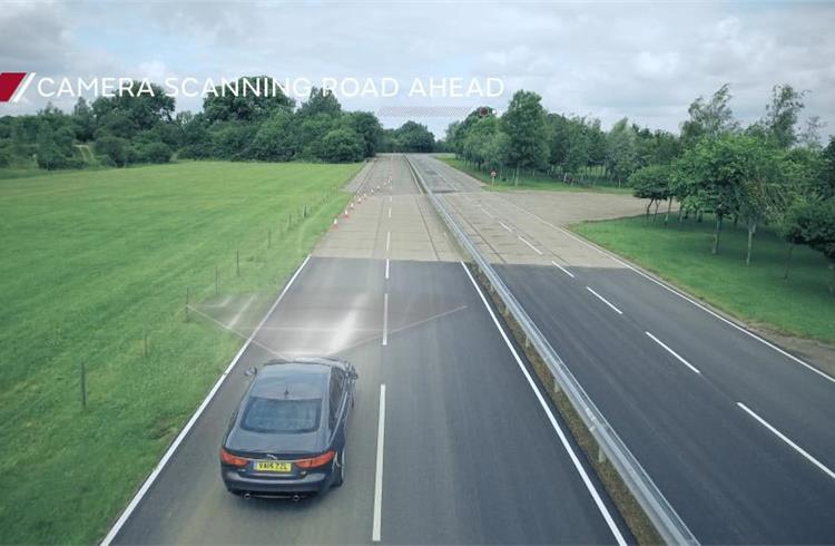 Jaguar Land Rover Roadwork Assist.