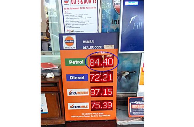 At Rs 84.40 a litre, petrol scales a new high in India, diesel too at Rs 72.21