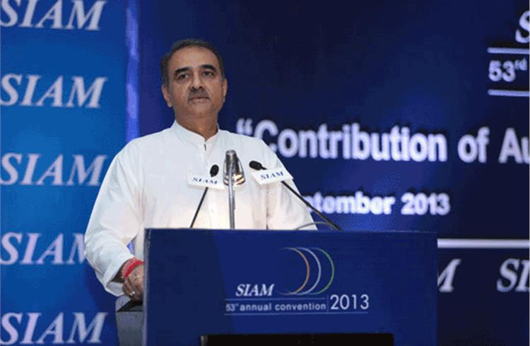 Praful Patel pitches for stimulus for Indian automobile industry