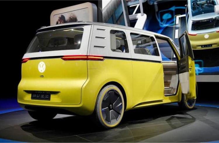 Volkswagen reveals Microbus concept at Detroit Motor Show