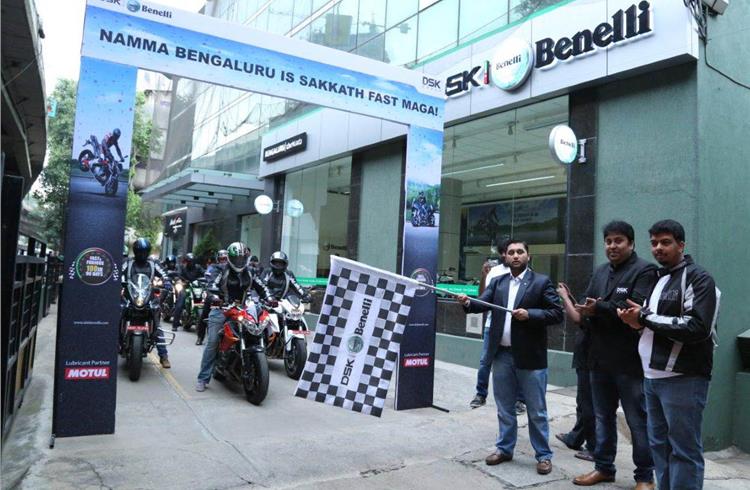 Shirish Kulkarni, chairman, DSK Motowheels, flagging off the 100 Benelli riders for the Bangalore-to-Kolar ride.