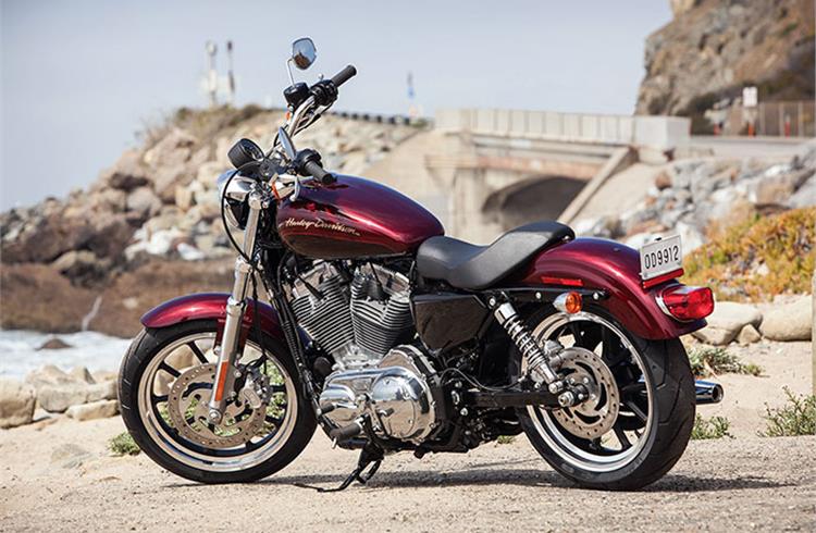 Harley SuperLow, powered by twin-cylinder 883cc engine, is priced at Rs 632,000 (ex-showroom, Delhi).