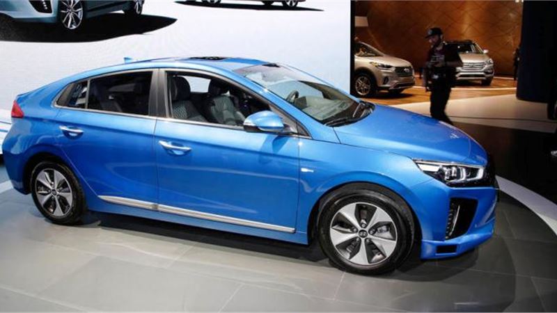 Hyundai reveals autonomous Ioniq concept at LA motor show