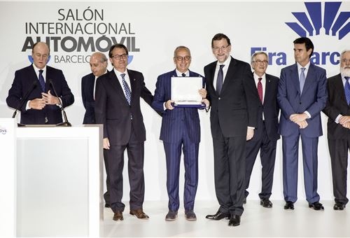 Volkswagen Group’s design head Walter de Silva bags Designer Award at Barcelona Motor Show