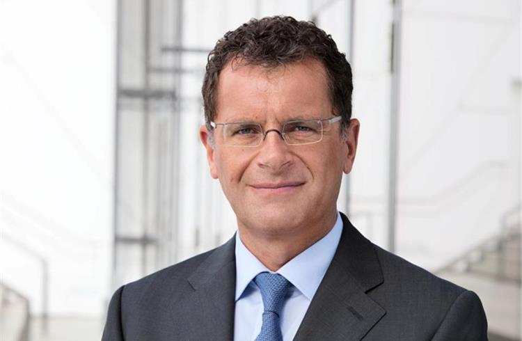VW communications head exits company, successor comes from Porsche AG