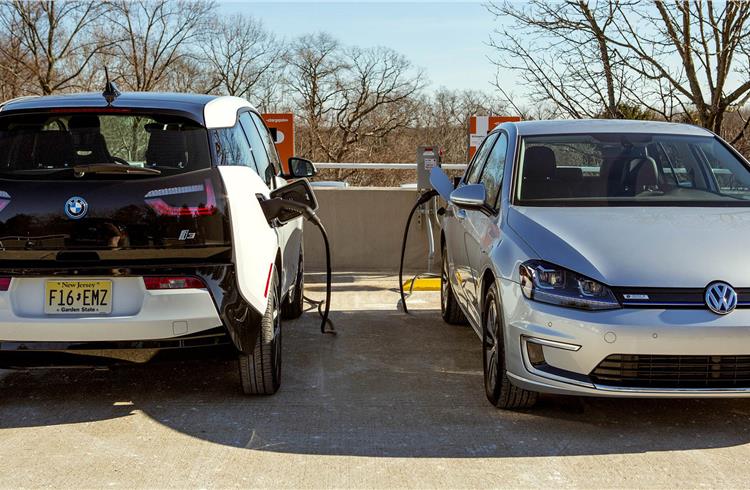 VW, BMW and Chargepoint plan EV charging corridors in the US