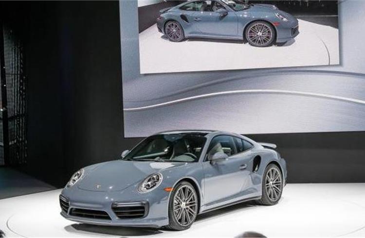 NAIAS: Porsche unveils facelifted 911 Turbo and Turbo S