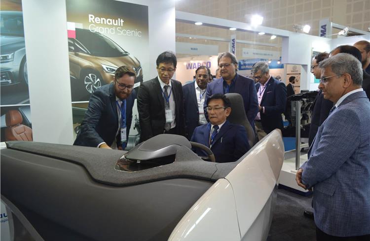 Faurecia's Cockpit of the Future also drew Maruti Suzuki India CEO Kenichi Ayukawa's interest.