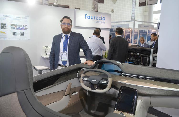 Sameer Raina, engineering director – India and Thailand, Faurecia Interior Systems, with the Cockpit of the Future.
