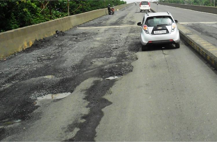 IIT Kharagpur and NHAI to develop technology for maintenance free highway pavements