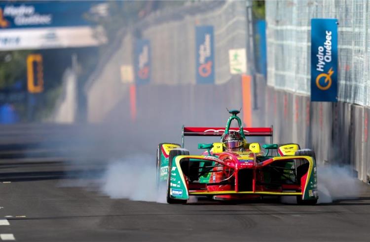 Lanxess supplies colour pigment for barricades used in Formula E