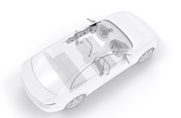The new system consisting of front and curtain airbags can help improve a vehicle’s safety performance in extreme oblique accident scenarios, too.