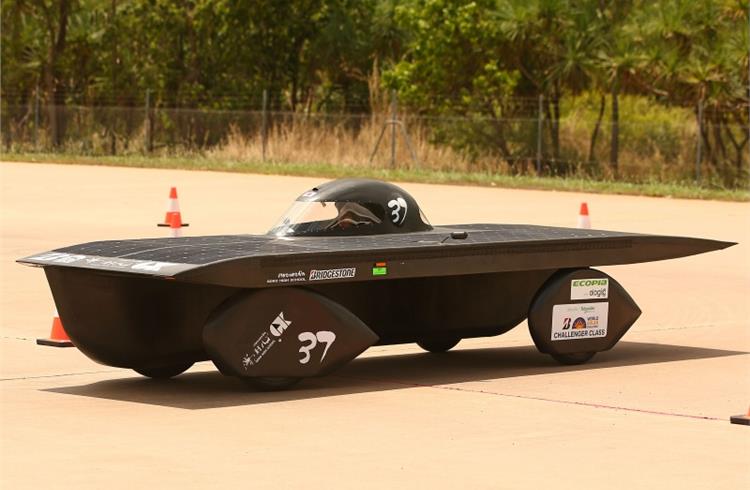 Biggest-ever World Solar Challenge adventure run begins today in Australia