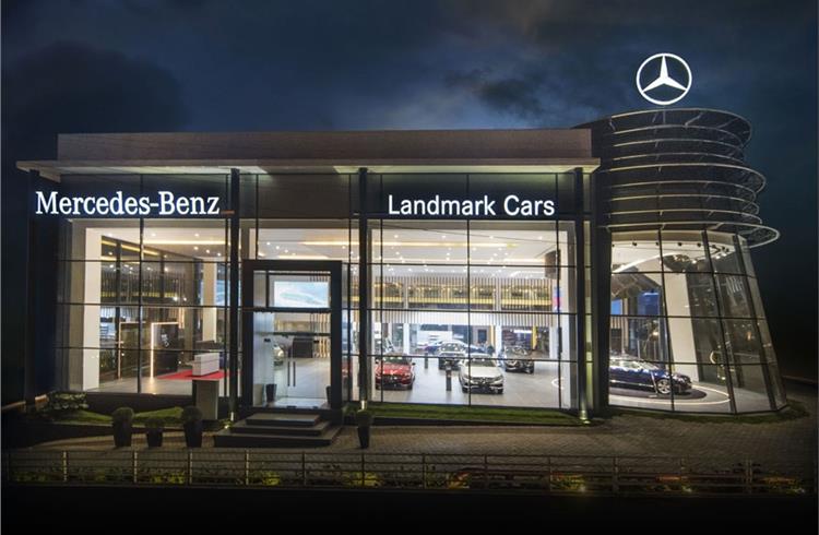 New Landmark Cars showroom in Thane, spread across 83,000 square feet, has an 11-car display space and an S-Lounge.