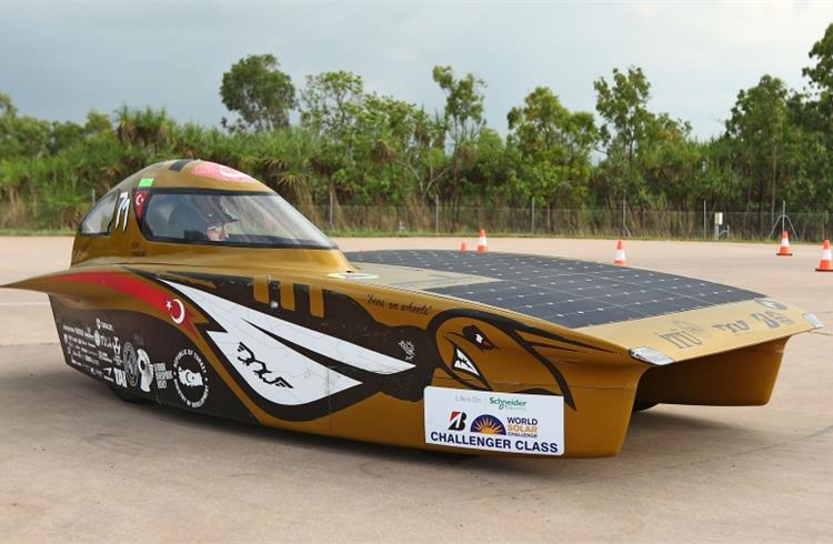 Biggest-ever World Solar Challenge adventure run begins today in Australia