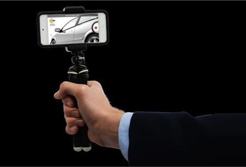 'Automotive industry must increasingly connect with customers via video platform'