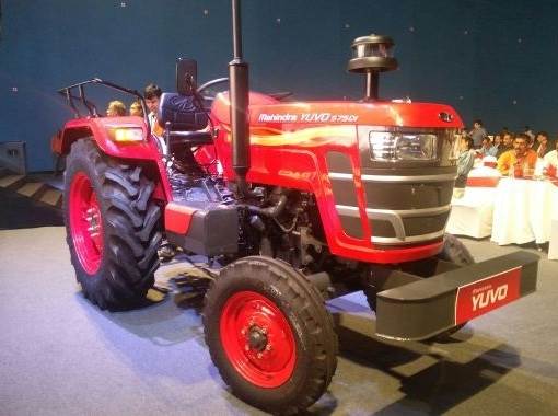 yuvo-tractor-2