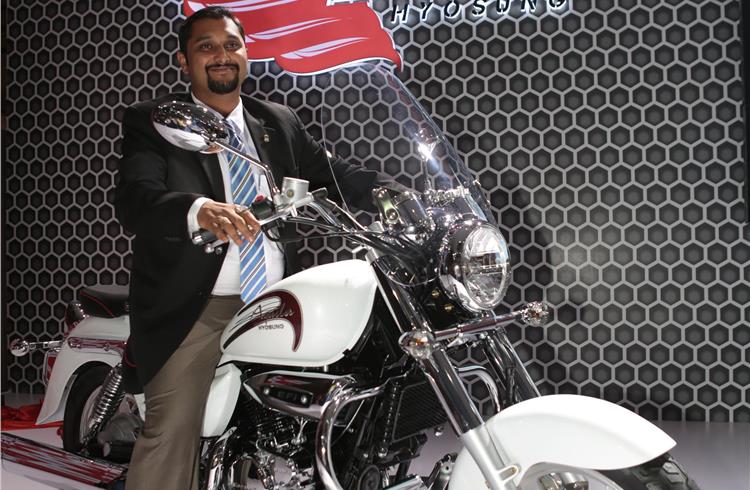DSK Hyosung sells 375 units of its 250cc bikes in July-Aug 2014