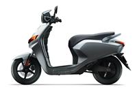 Indian start-up Twenty Two Motors unveils tech-laden Flow e-scooter, launch at 2018 Auto Expo