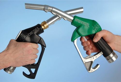 Dutch government wants to ban petrol and diesel cars
