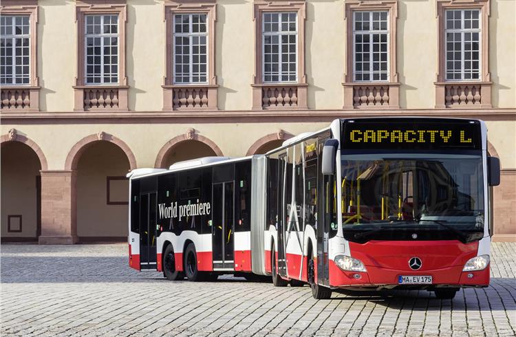 At 21 metres in length, it is around three metres longer than conventional articulated buses.