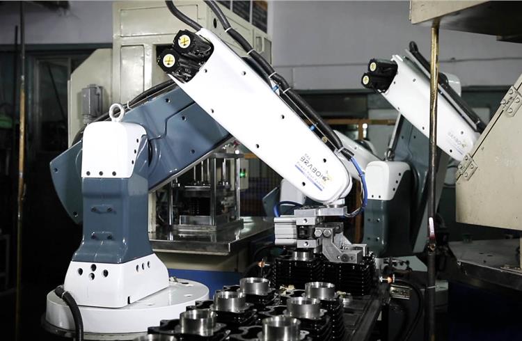 Brabo can be used for varied applications like pick and placement of materials, assembly of parts, machine and press tending, as a sealing application, camera and vision-based jobs.
