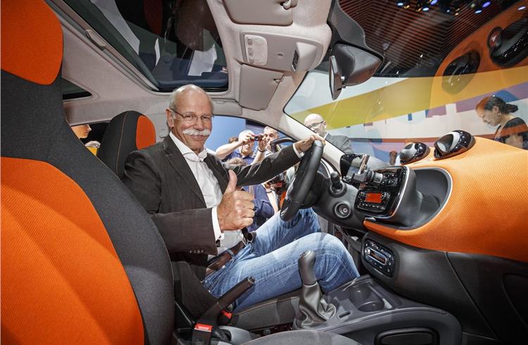 Daimler CEO Dr Dieter Zetsche elected ACEA president for 2016