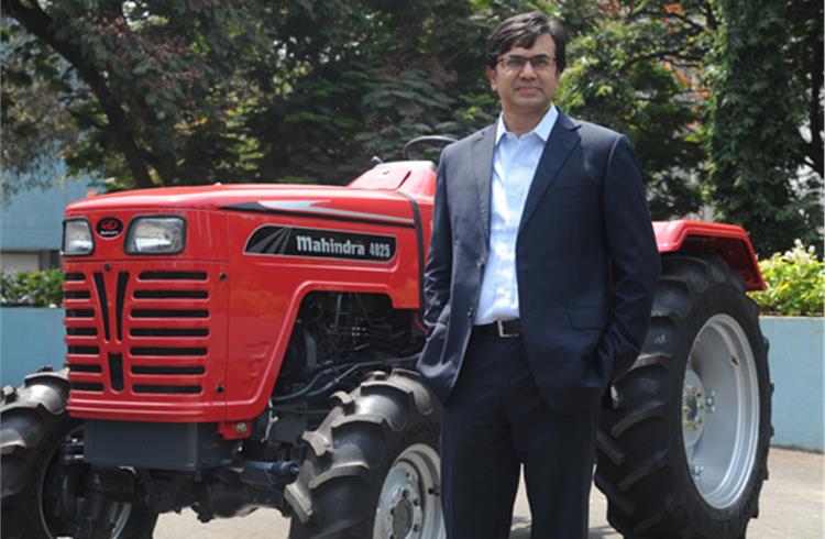 Mahindra Tractors clocks 24% sales growth in May 2013