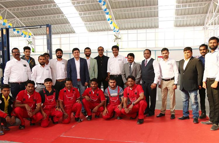 CarZ opens first multi-brand service centre in Ahmedabad