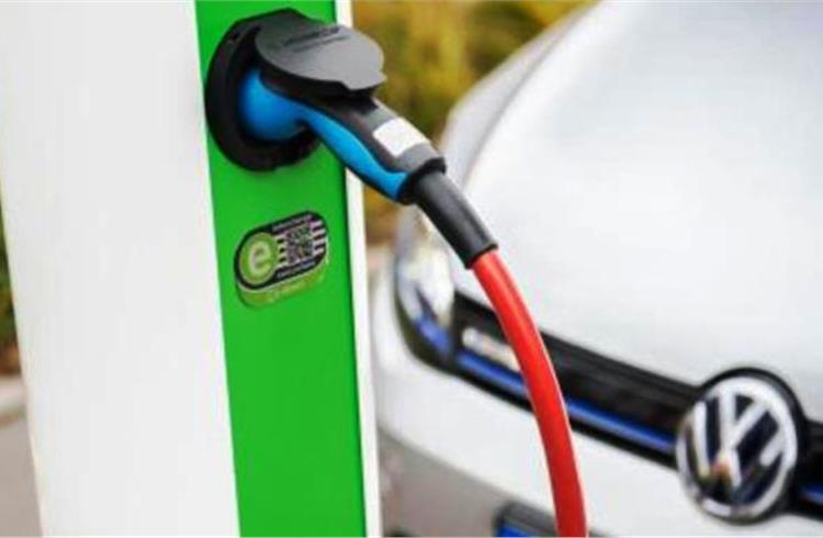 Volkswagen joins Daimler, BMW and Siemens in digital electric charging network