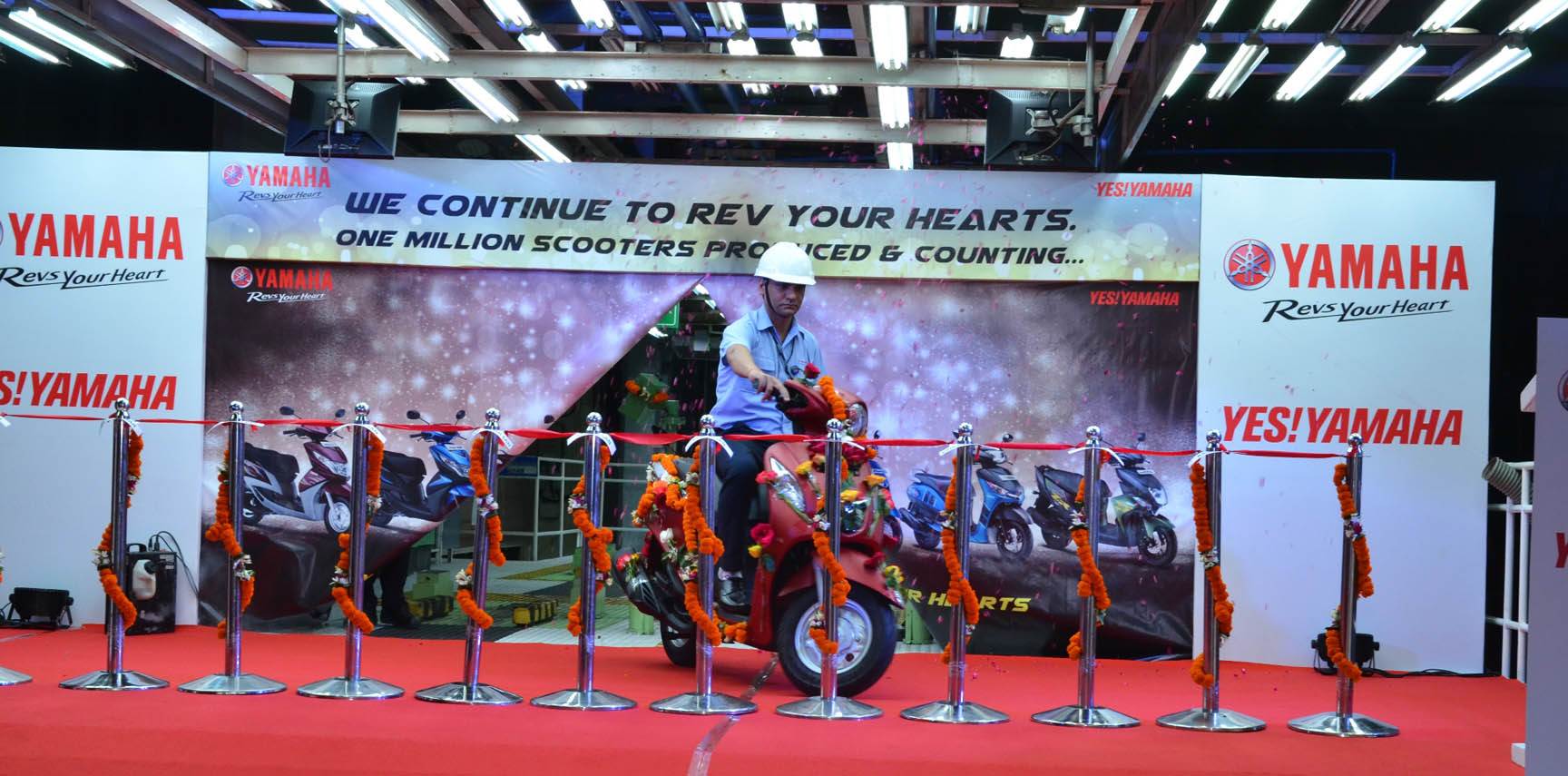 web-yamaha-s-one-millionth-scooter-in-india-fascino
