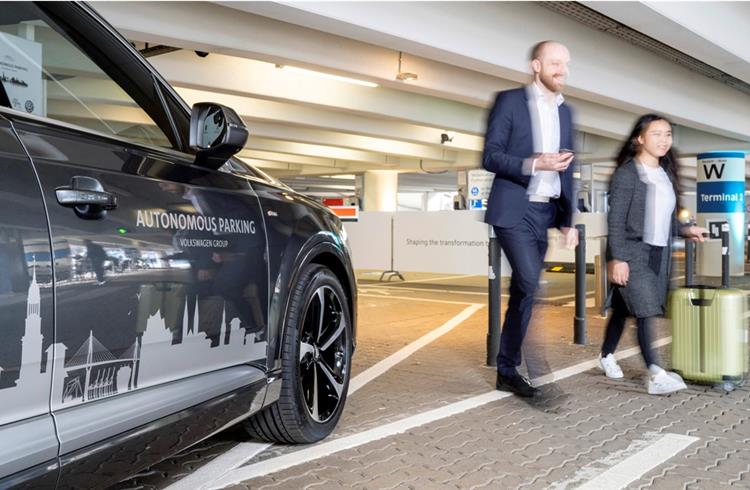 The Volkswagen Group is currently testing autonomous parking at Hamburg Airport and claims that this could be installed in any car park.