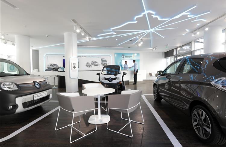 Renault opens its second EV concept store in Europe
