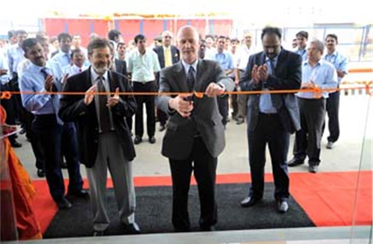 Momentive opens its new plant in TN