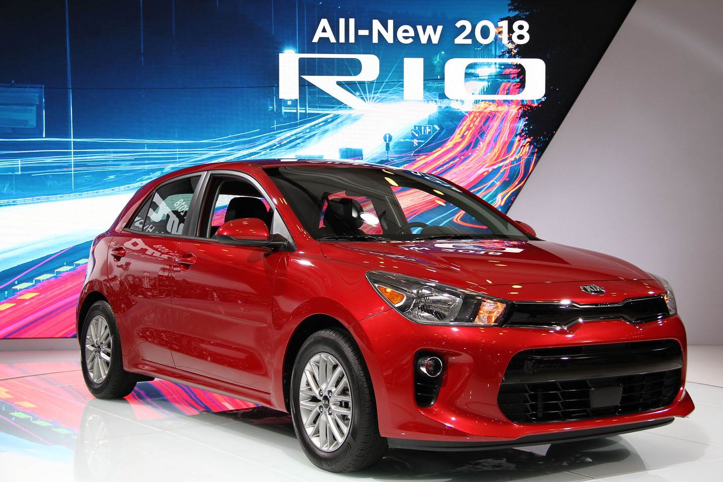 web-rio-sedan-2018