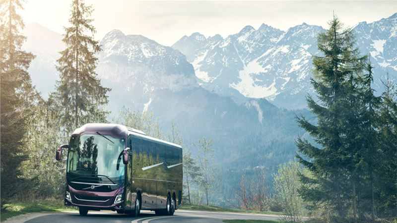 Volvo Buses introduces new range of long distance coaches