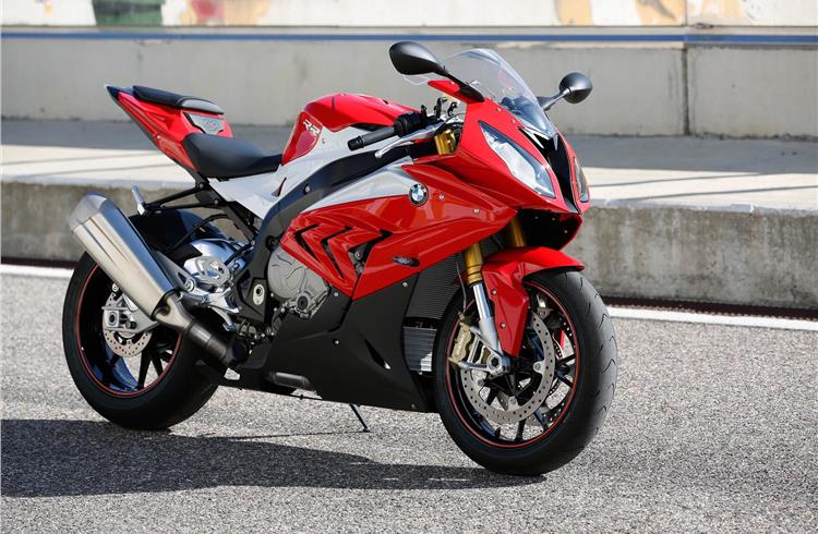 The new S 1000 RR will be in BMW Motorrad dealerships by mid-2015.