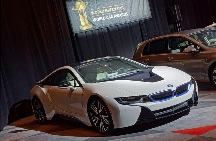 This is the second year in a row that the BMW Group has won the World Green Car title and the third time since 2010.