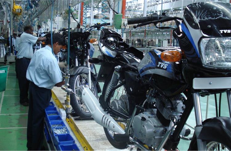 TVS Motor Co reports 21% increase in net profit for Q1 FY2016-17