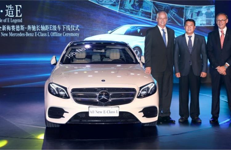 L-R: Hubertus Troska, member of the Board of Management of Daimler AG responsible for Greater China; Xu Heyi, chairman of BAIC Group; and Peter Schabert, president & CEO of BBAC.