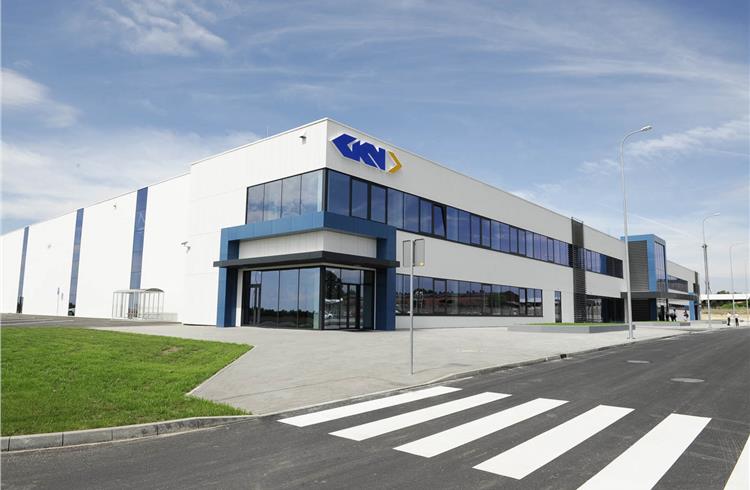 Component major GKN loses independence fight