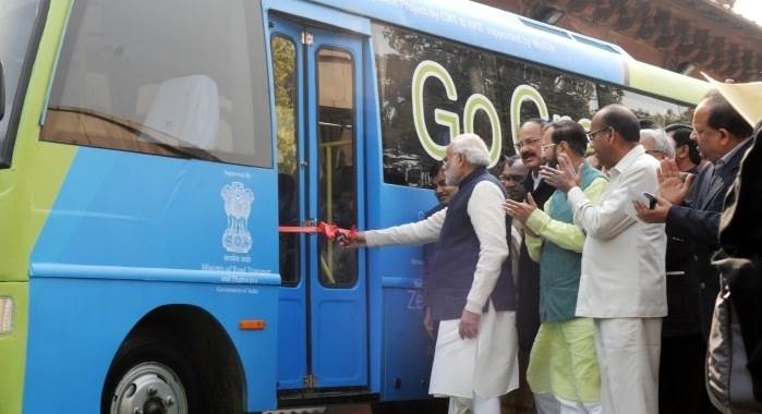 electric-bus-showcased-in-parliment-on-21st-december-2015-22-12-17
