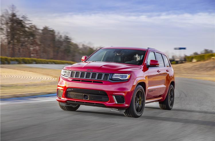 Twenty-inch alloy wheels with 295-width Pirelli tyres are featured on the Trackhawk.