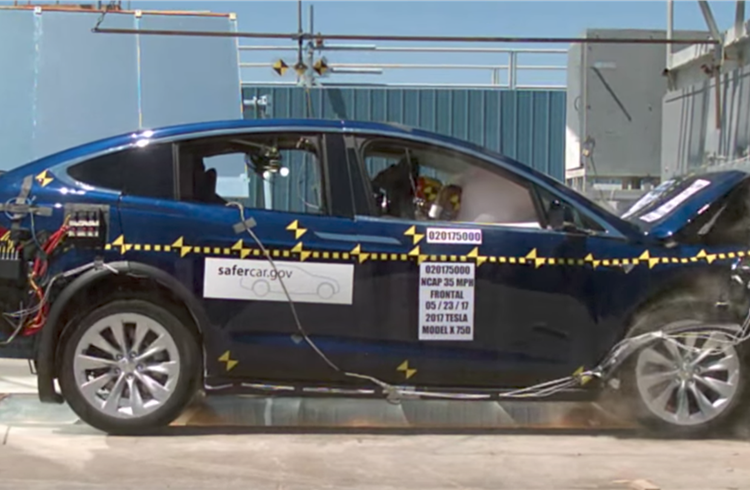 The frontal barrier test simulates a head-on collision between two similar vehicles each moving at 35 mph. The rating also considers the force of impact is measured to each crash test dummy’s head, ne