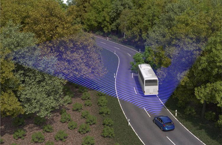 Ford developing semi-autonomous emergency steering system