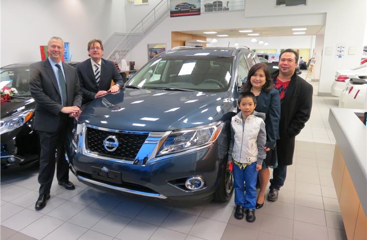 Nissan sells over 100,000 vehicles for first time in Canada