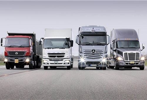 Daimler Trucks sells nearly 500,000 units in 2014